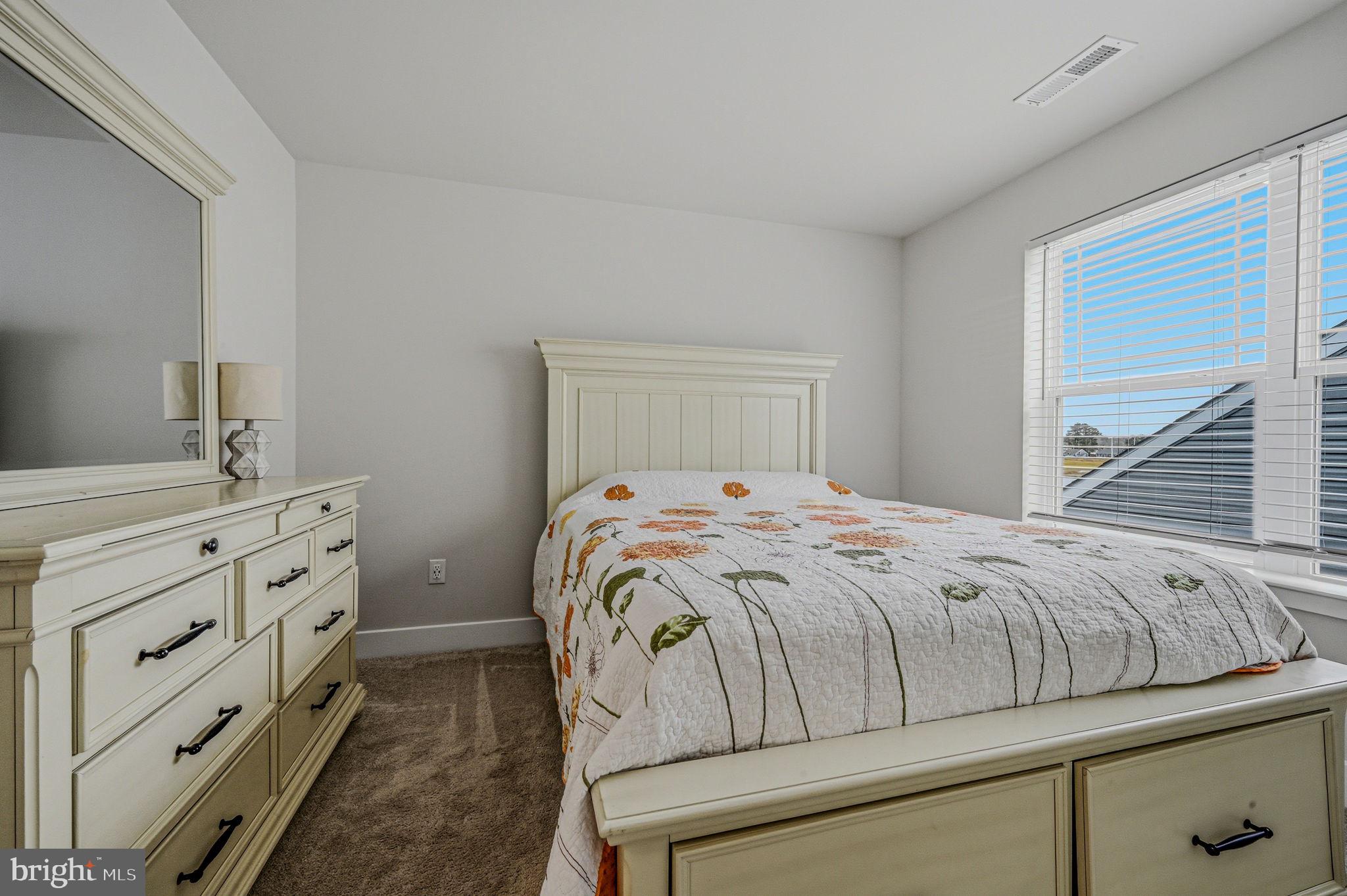 PLANTATION LAKES - Residential