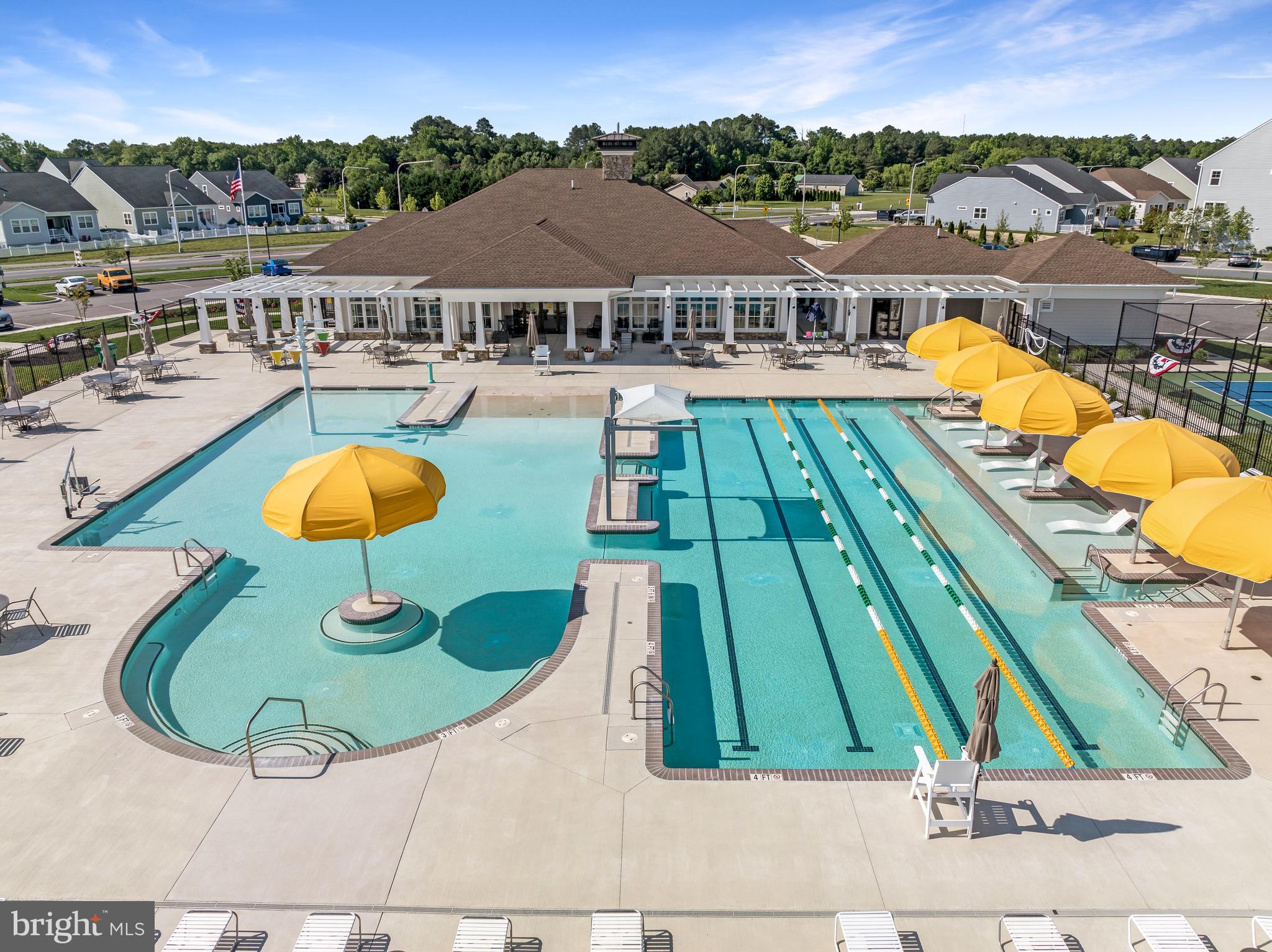 PLANTATION LAKES - Residential