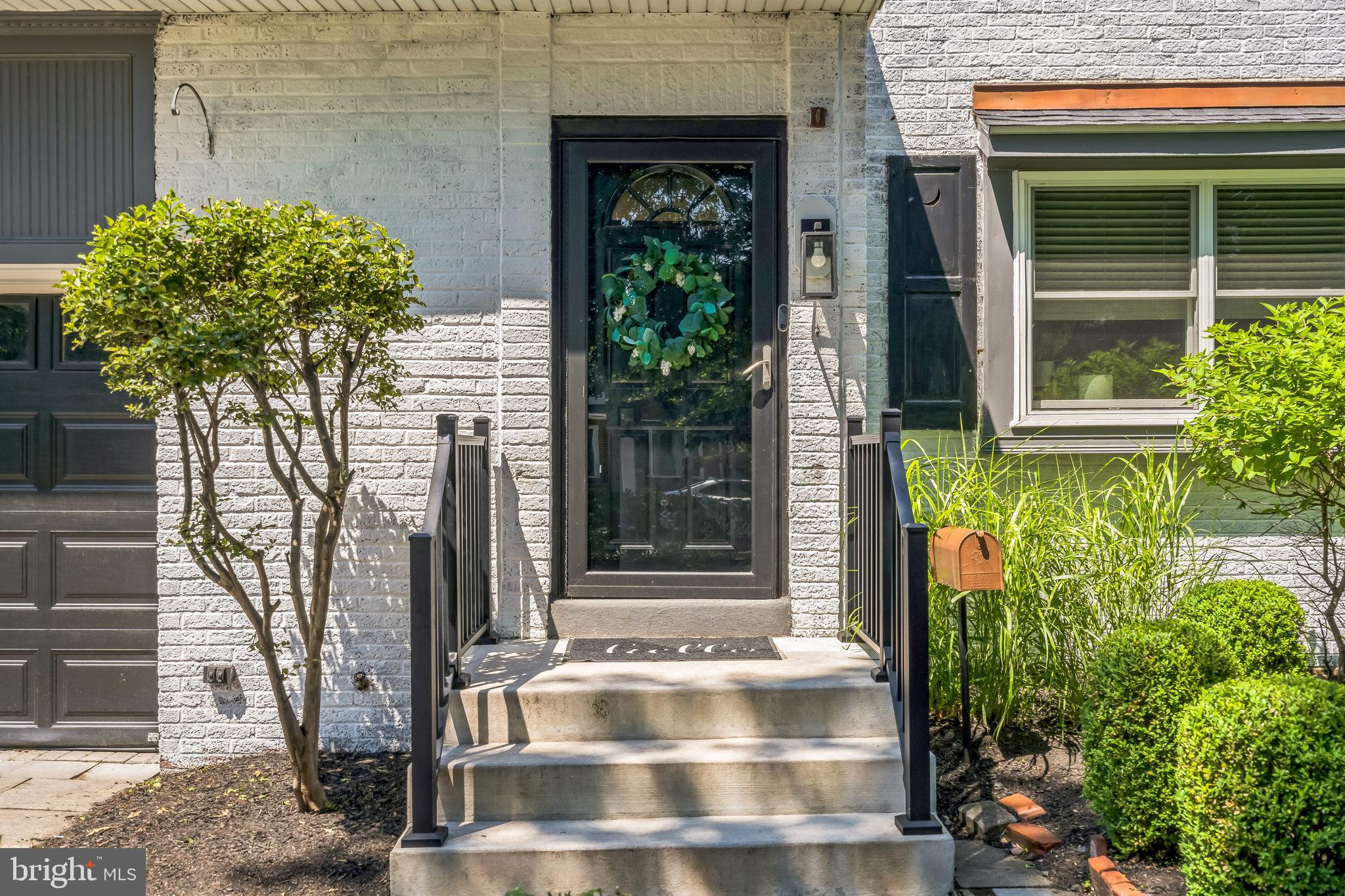 614 RADNOR AVENUE