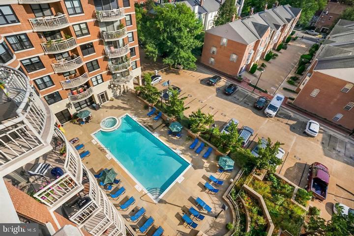 BRADDOCK PLACE - Residential