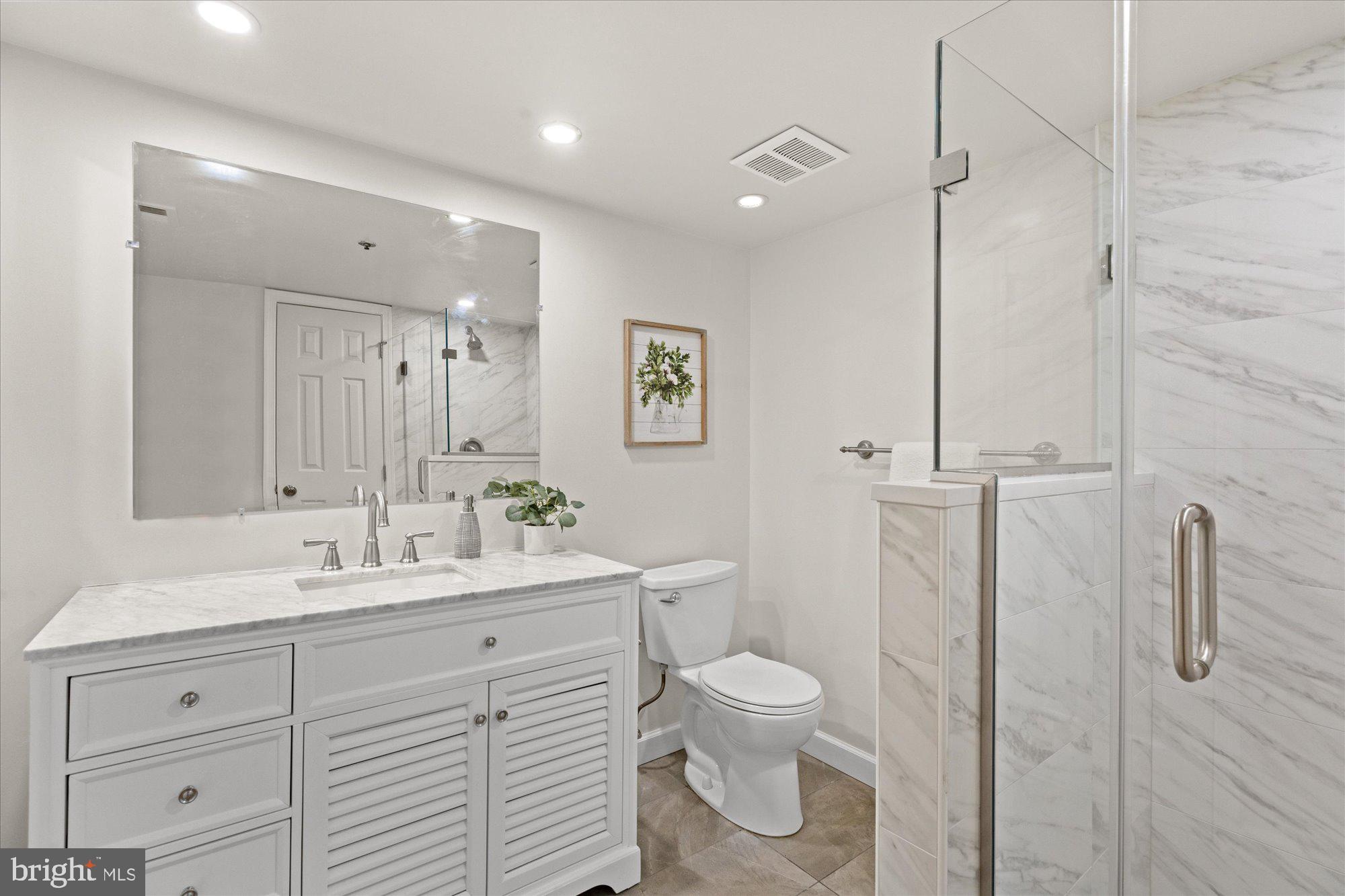 BRADDOCK PLACE - Residential