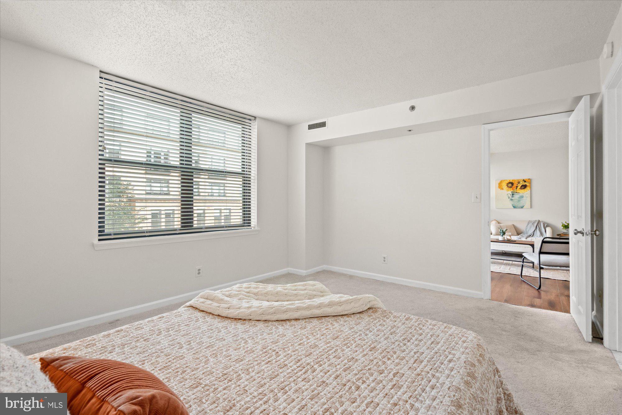 BRADDOCK PLACE - Residential