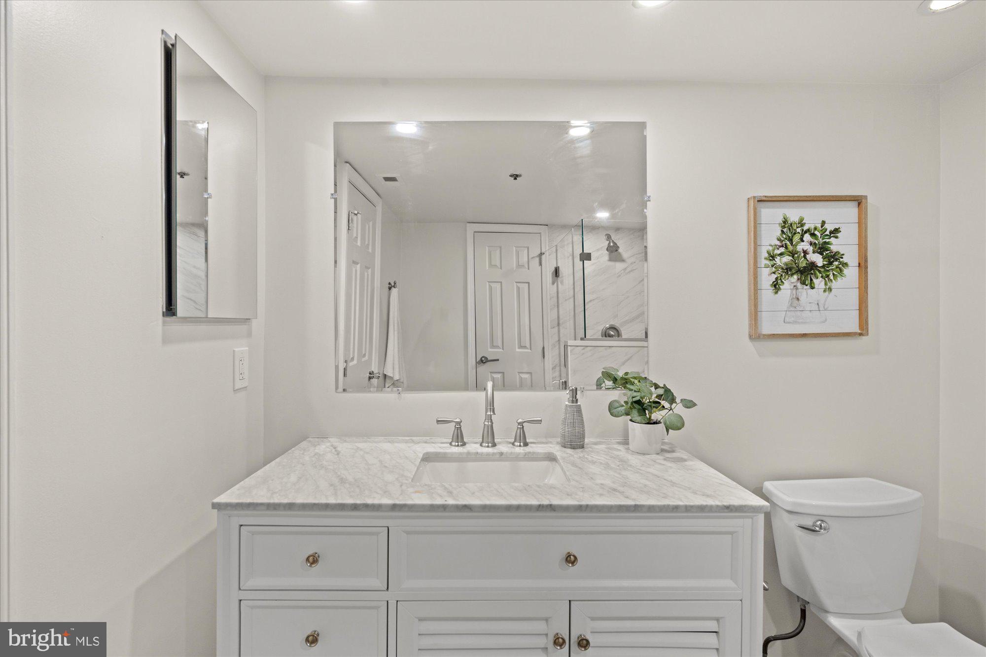 BRADDOCK PLACE - Residential