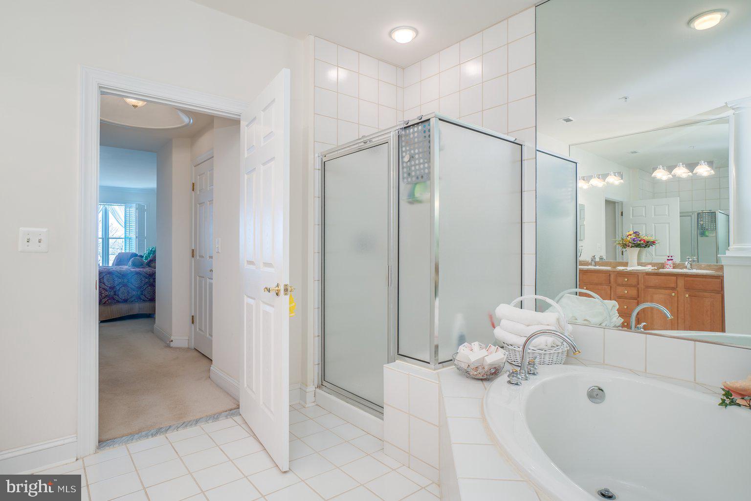 WATERS EDGE - Residential