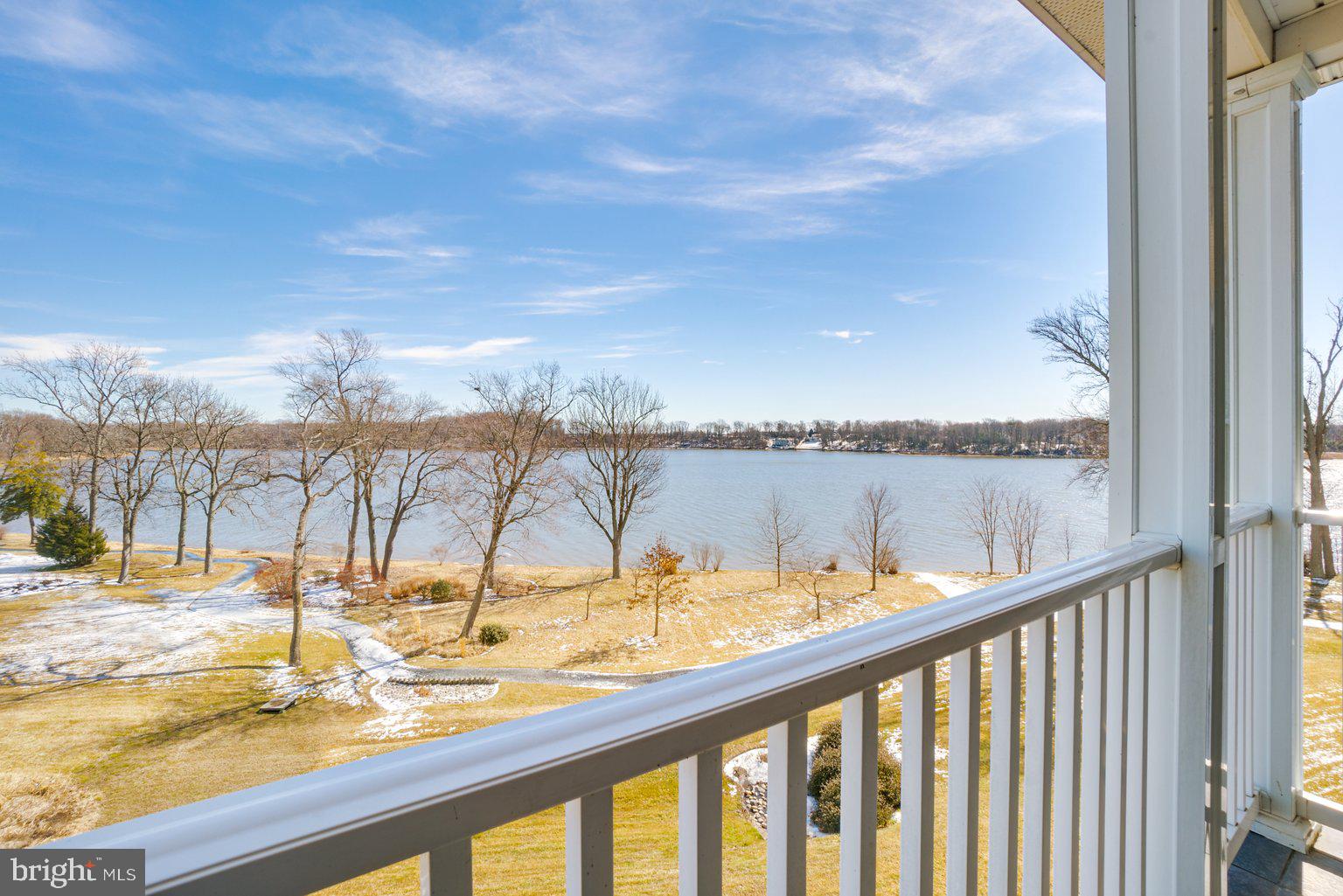 WATERS EDGE - Residential