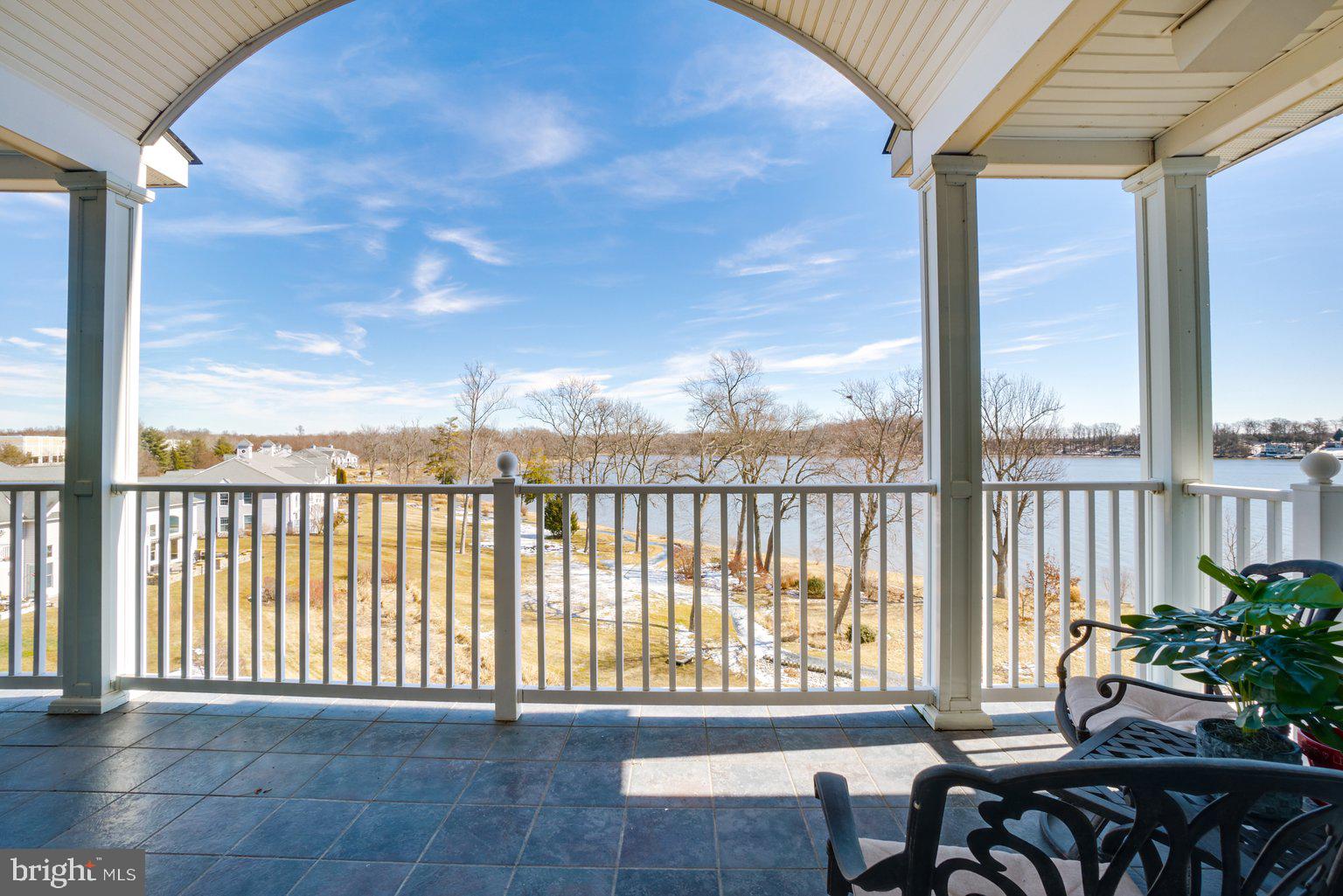 WATERS EDGE - Residential