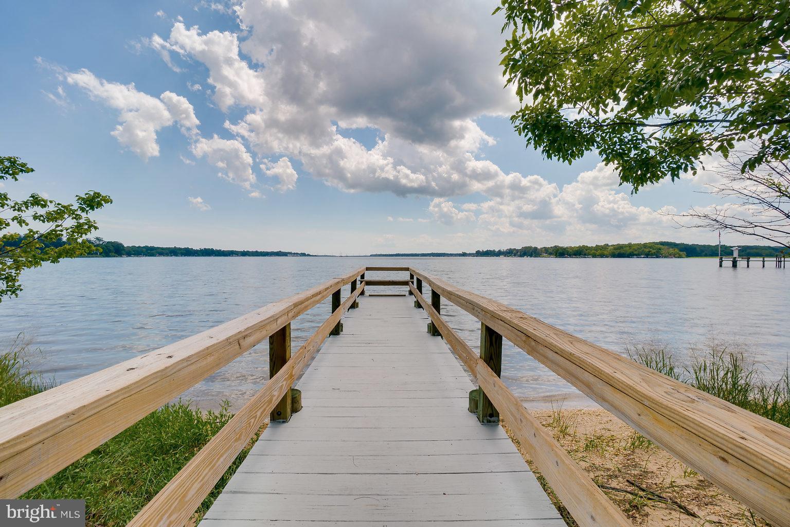 WATERS EDGE - Residential