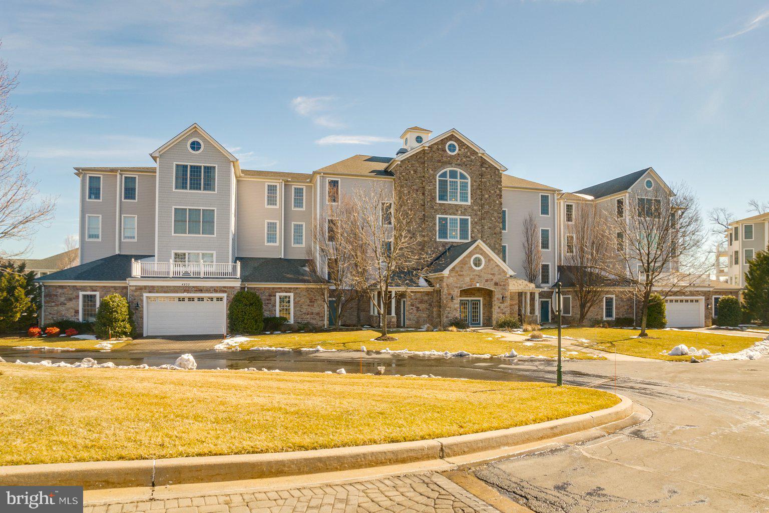 WATERS EDGE - Residential