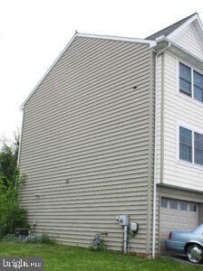 ENCLAVE AT HUNTER CREEK - Residential