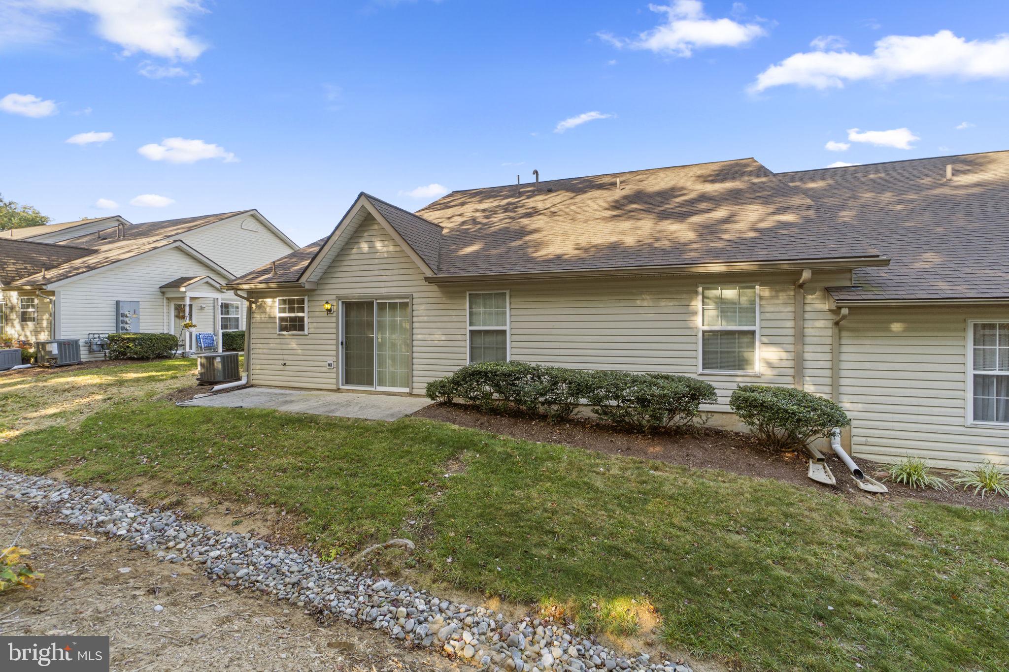 WINIFRED MANOR - Residential