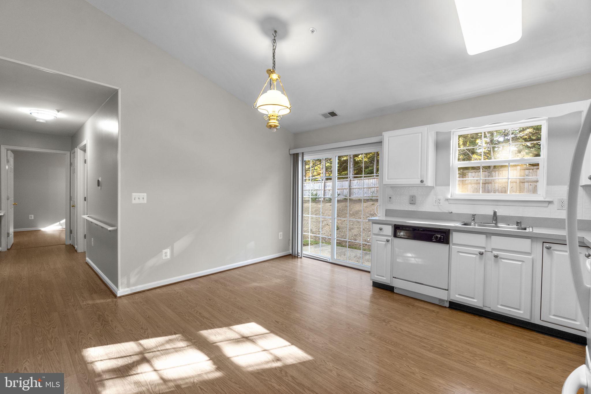 WINIFRED MANOR - Residential