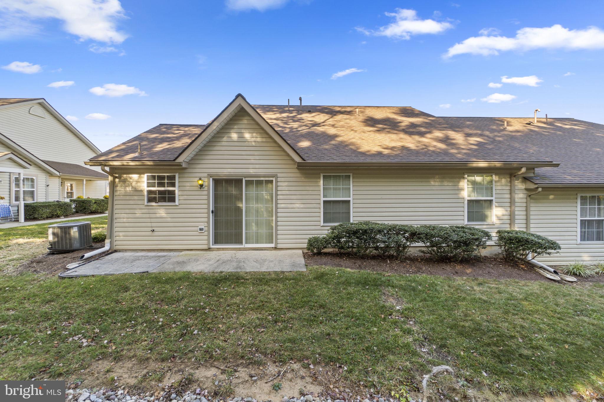 WINIFRED MANOR - Residential