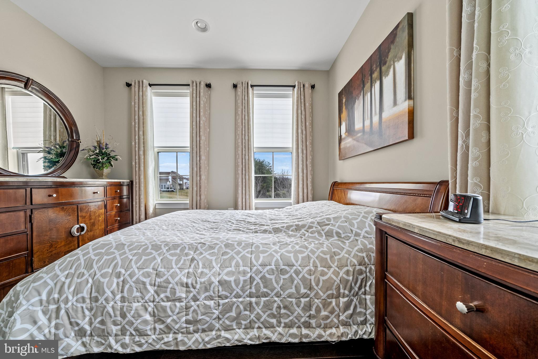 CLARKE ASSEMBLAGE - Residential