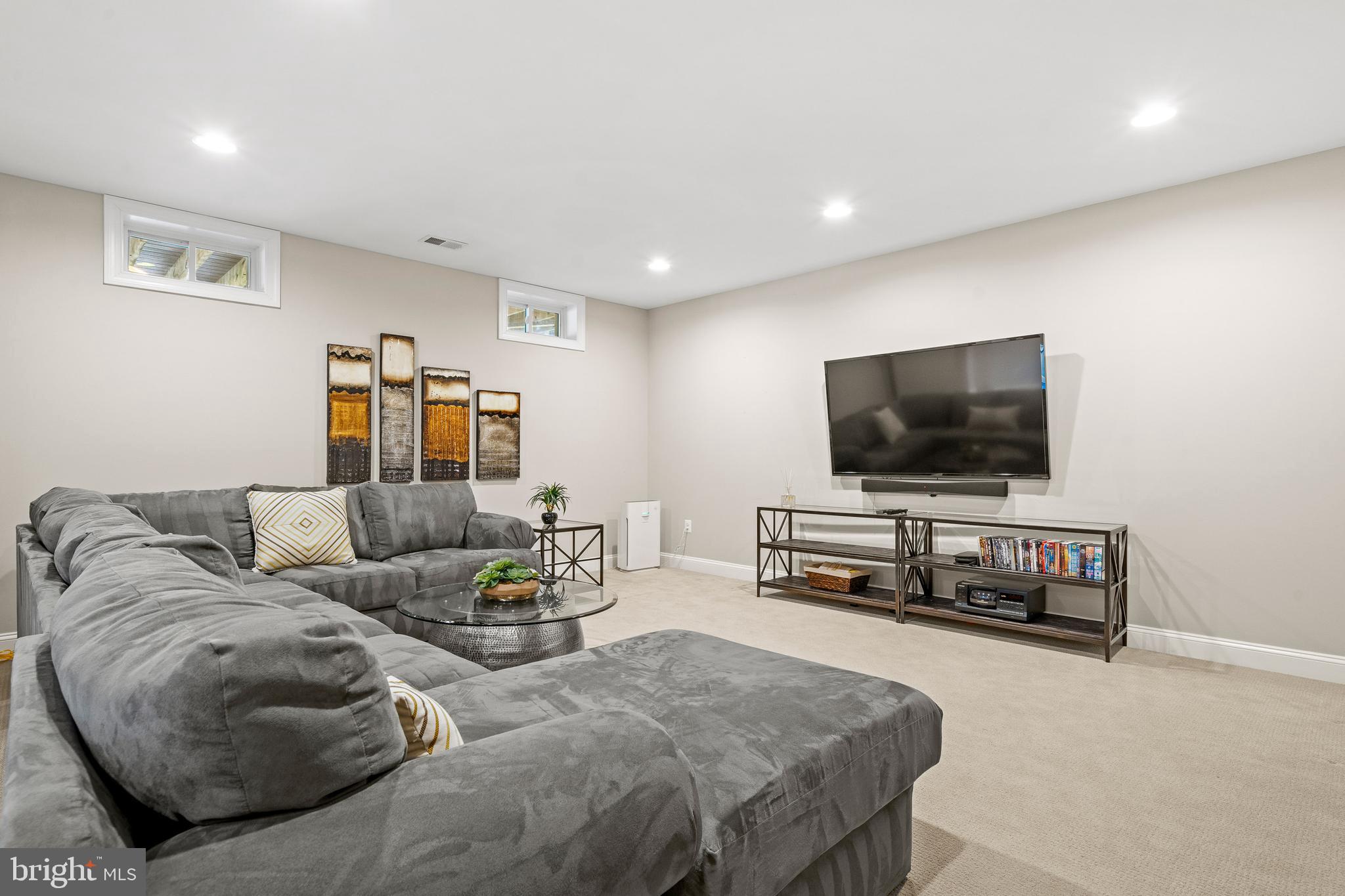 CLARKE ASSEMBLAGE - Residential