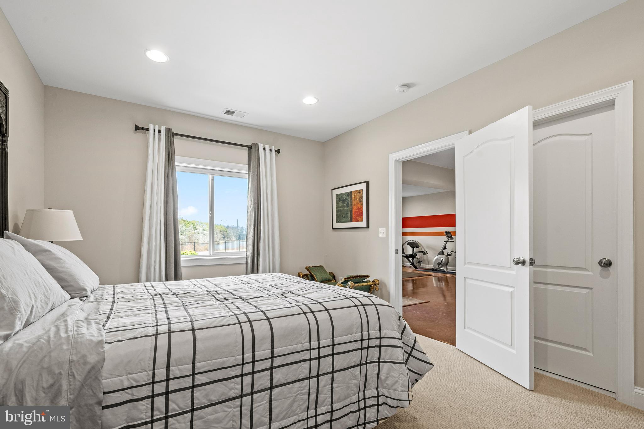 CLARKE ASSEMBLAGE - Residential