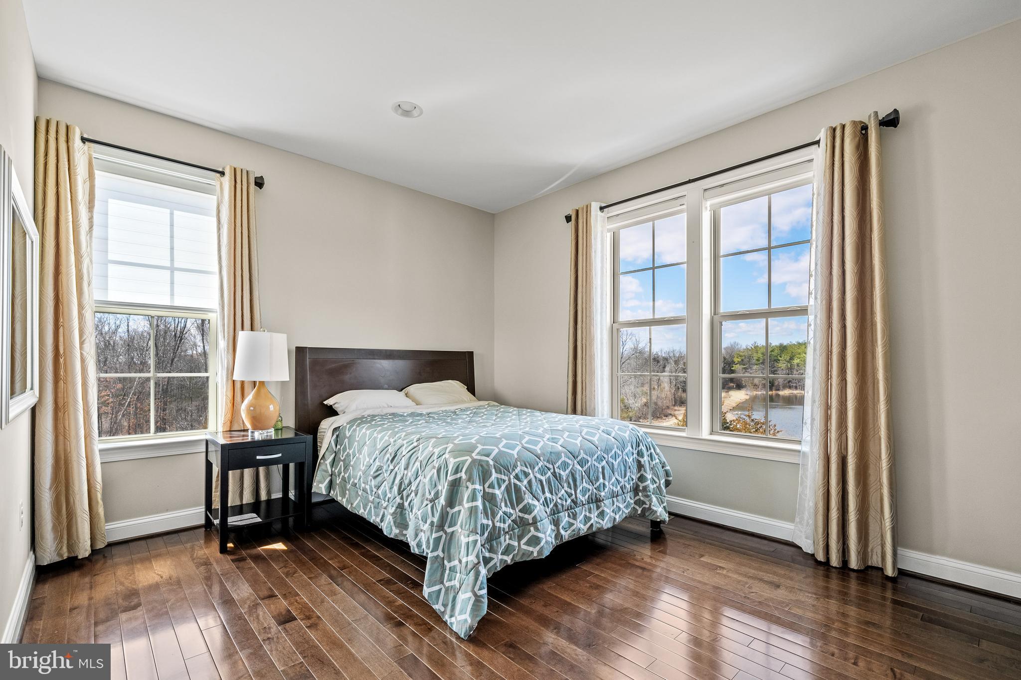 CLARKE ASSEMBLAGE - Residential