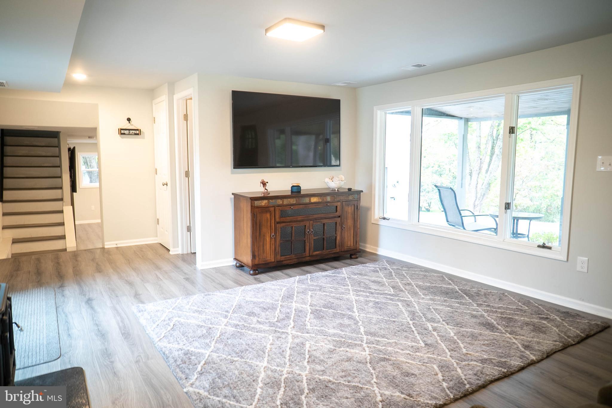 REISTERSTOWN - Residential