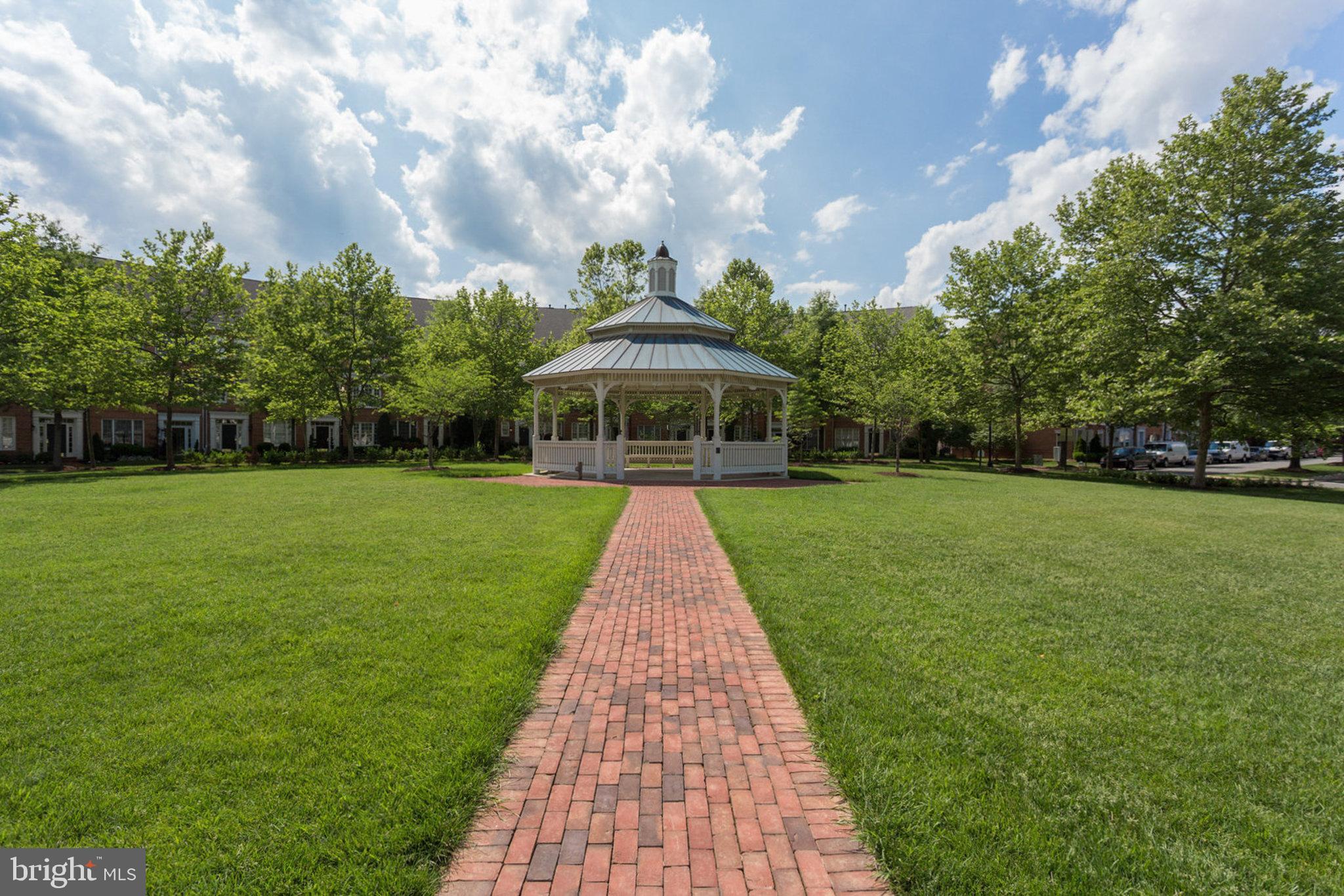 CAMERON STATION - Residential Lease