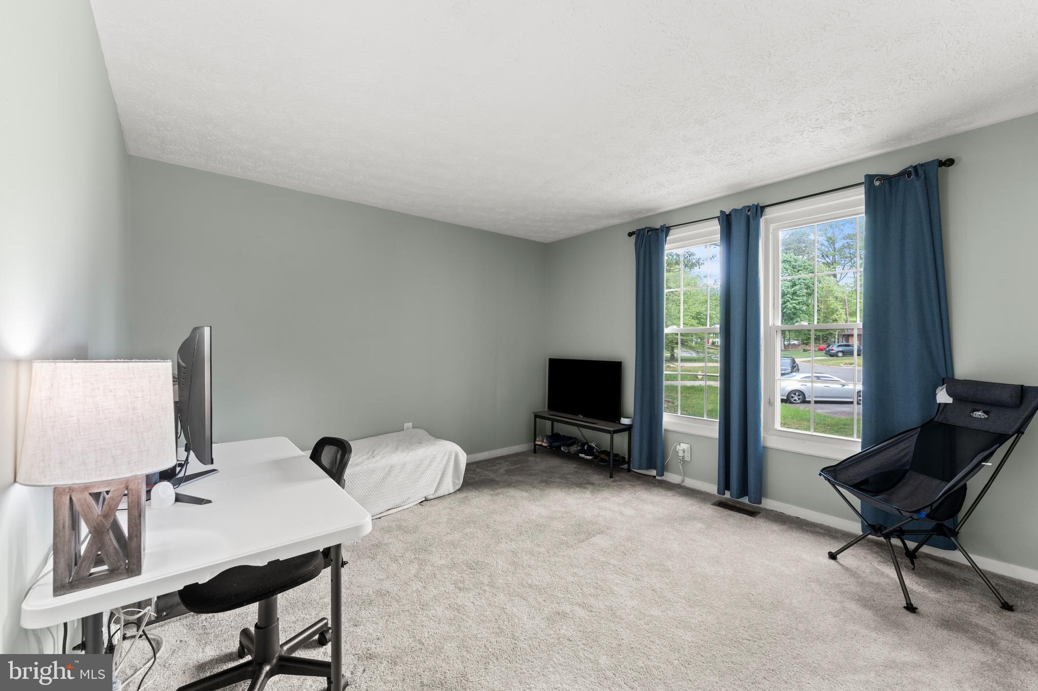 HUNTINGTON - Residential