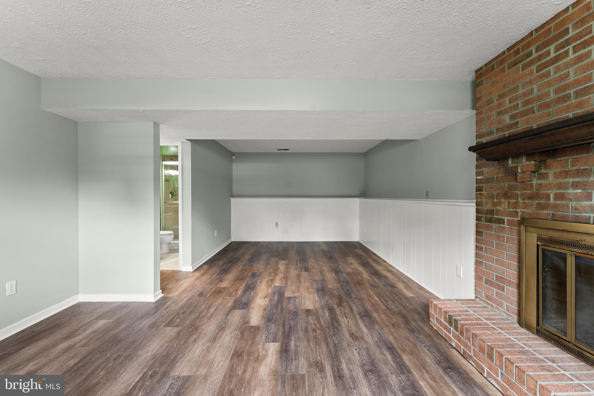 HUNTINGTON - Residential