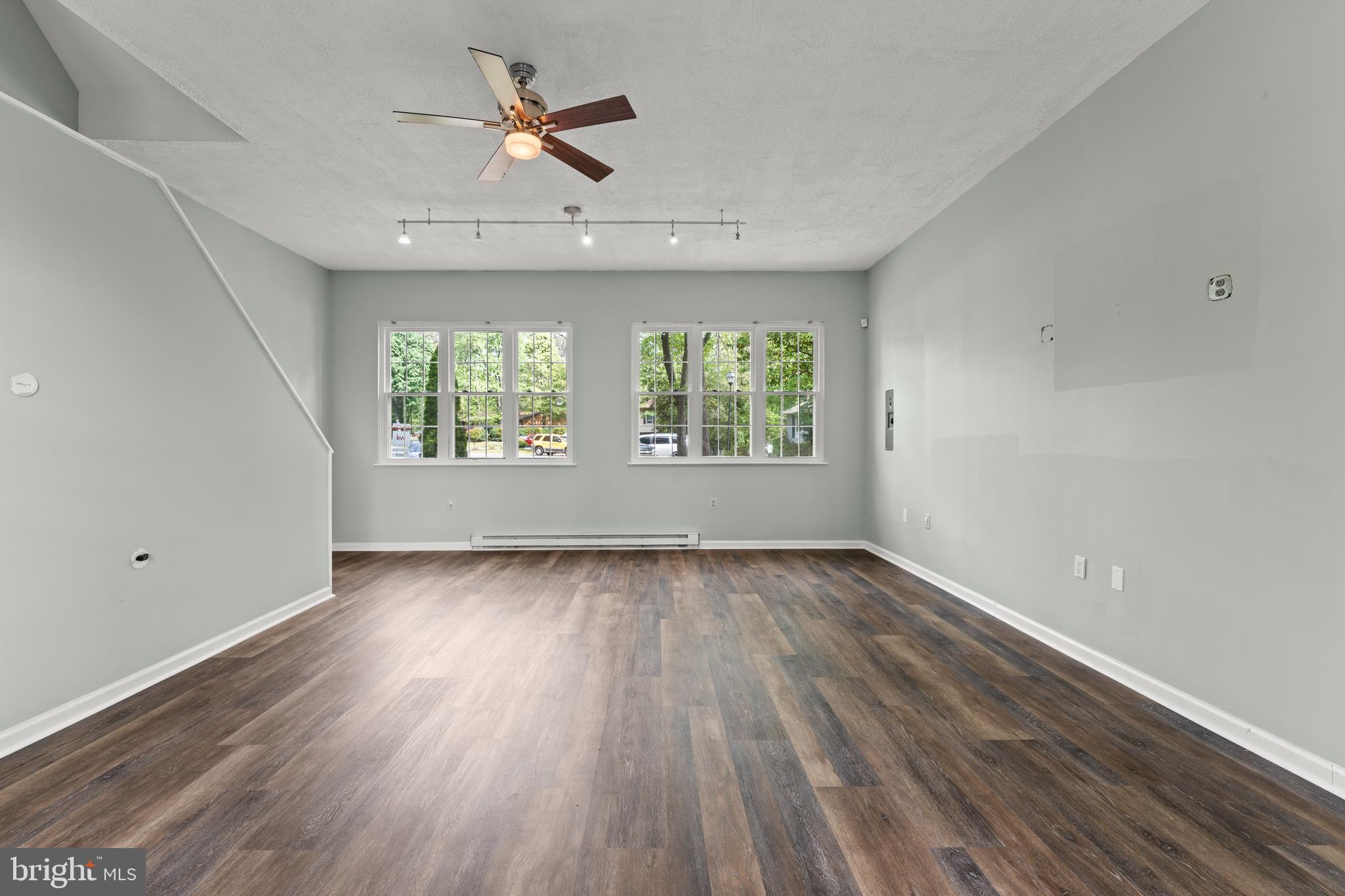 HUNTINGTON - Residential