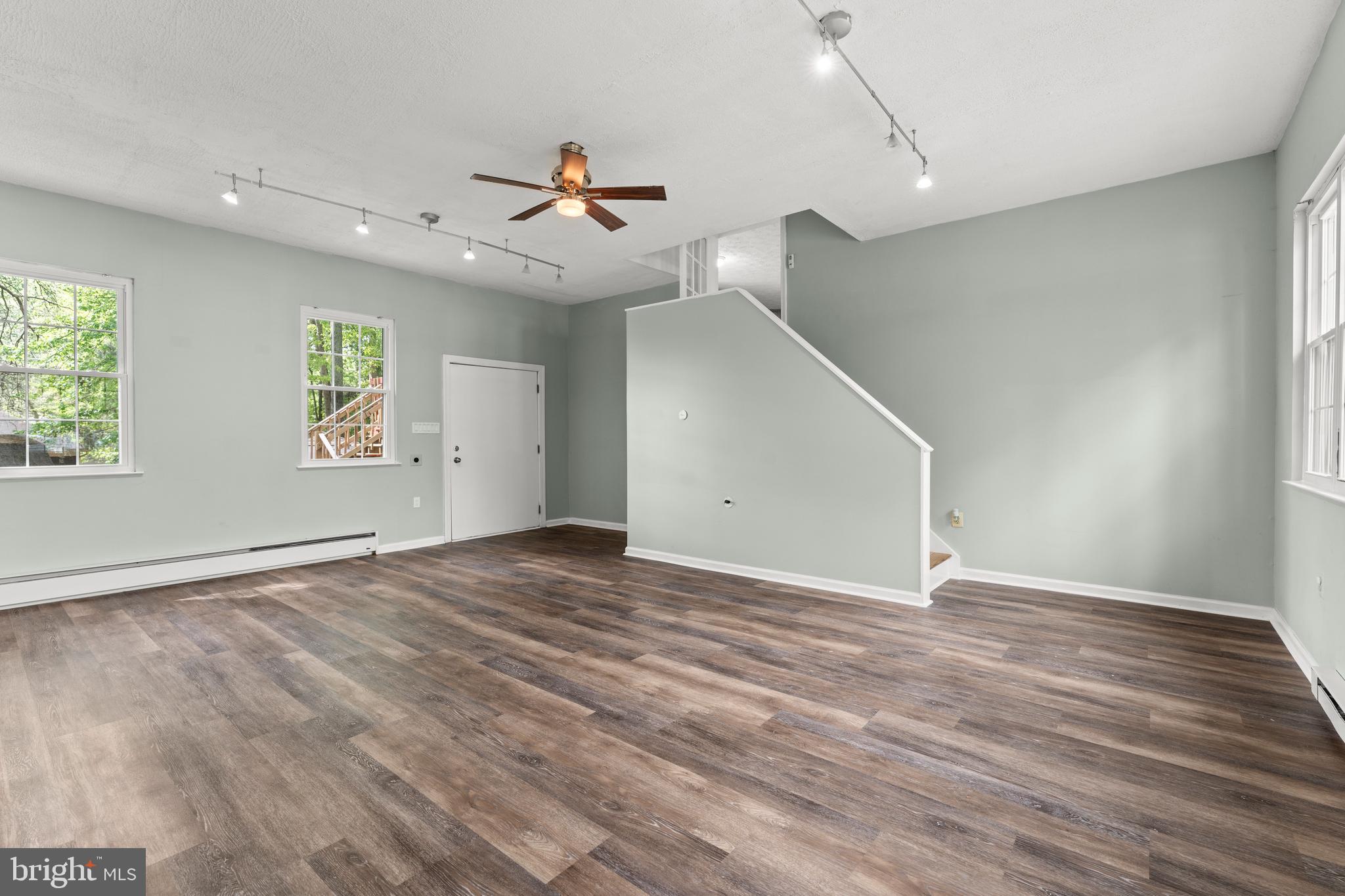 HUNTINGTON - Residential