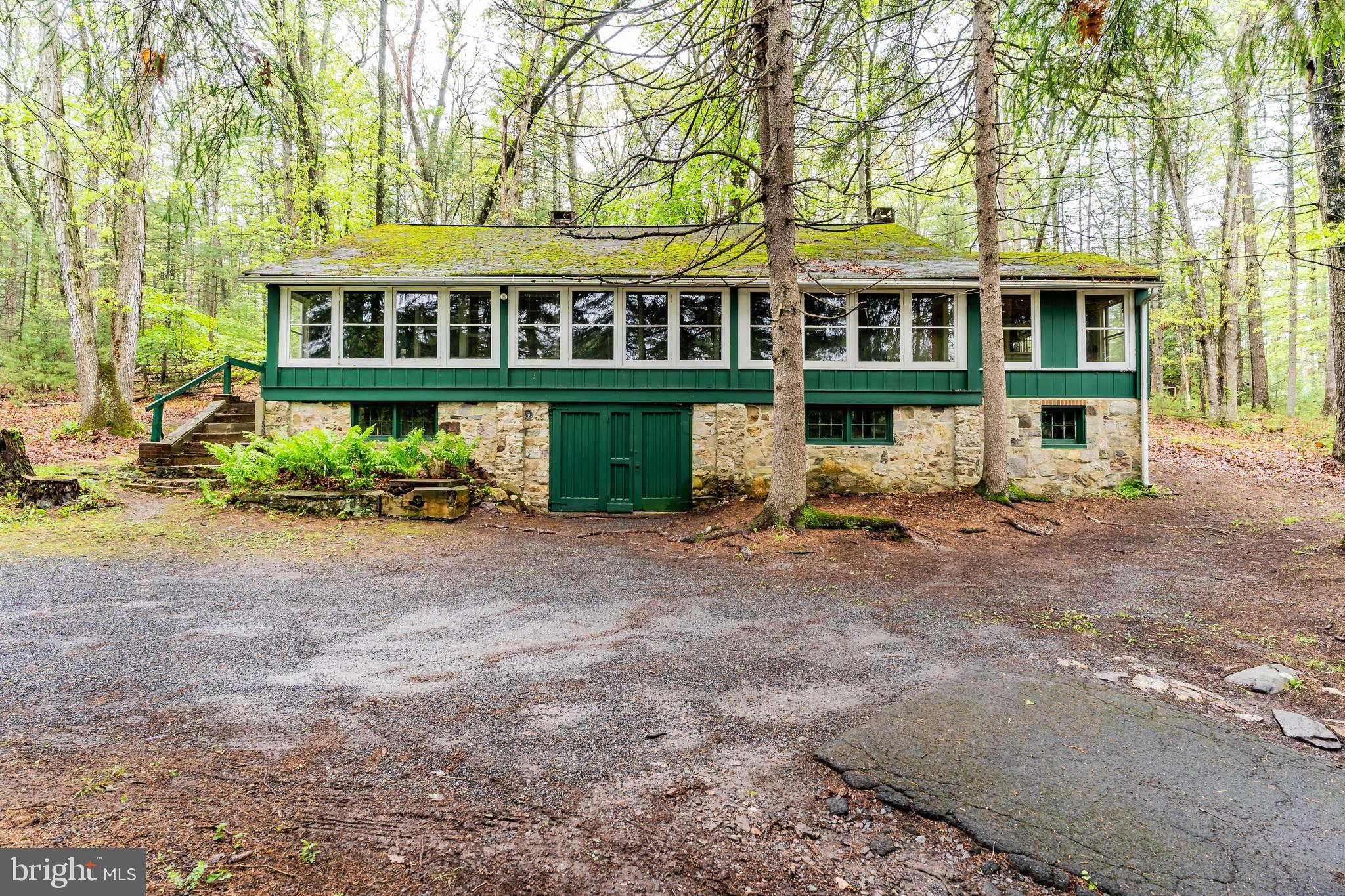 9828 GOLF COURSE ROAD