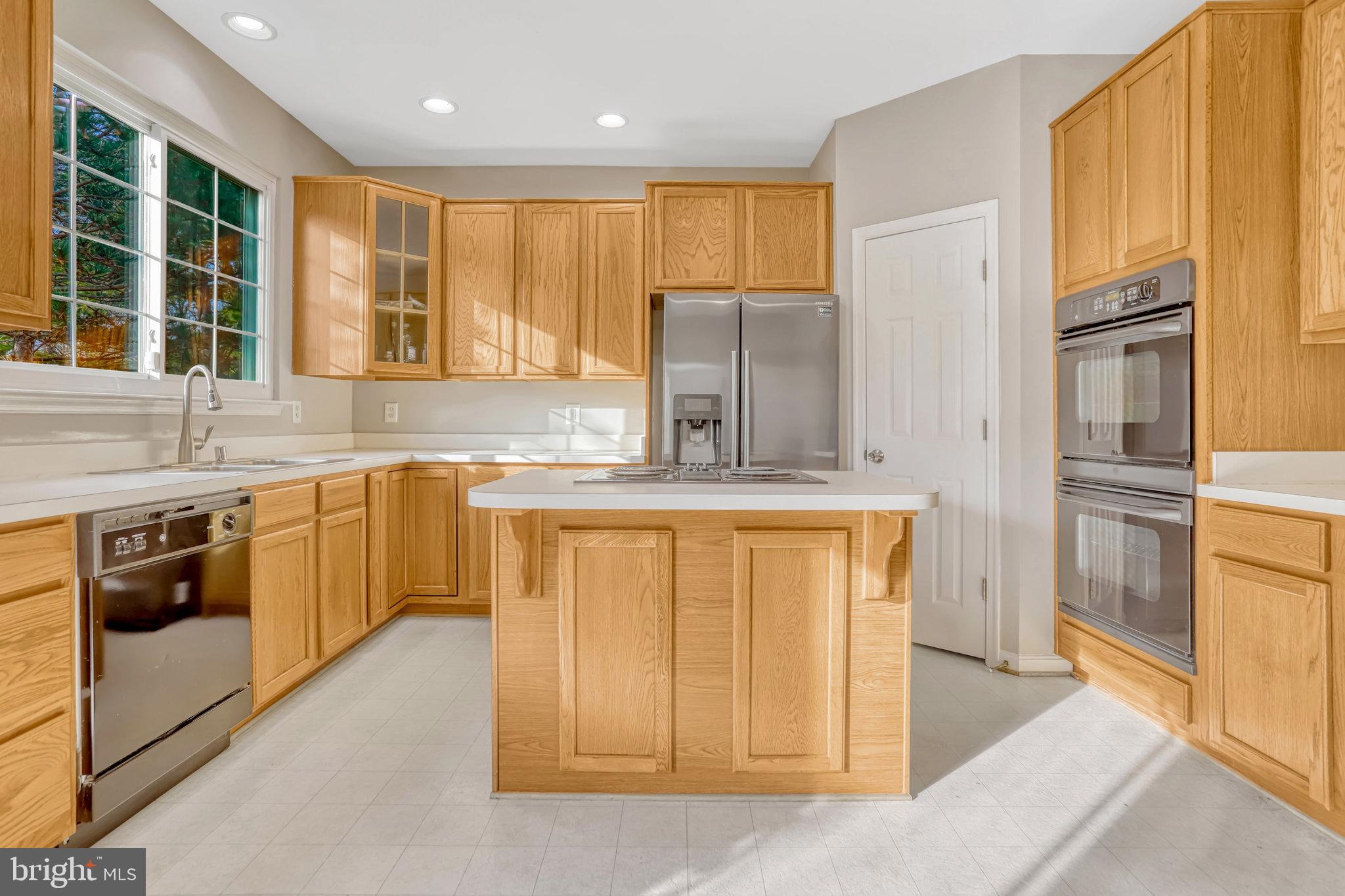 MOUNT VERNON MEADOWS - Residential