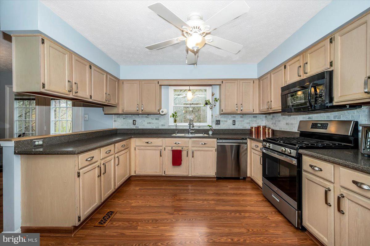 EAGLEHEAD SUMMERFIELD - Residential