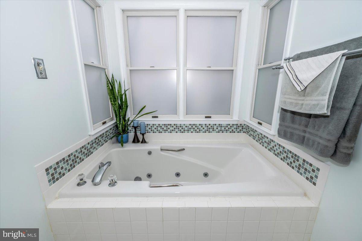 EAGLEHEAD SUMMERFIELD - Residential