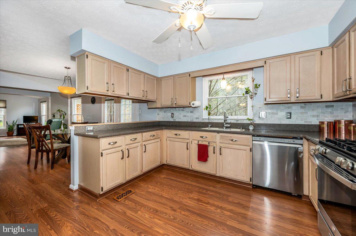 EAGLEHEAD SUMMERFIELD - Residential