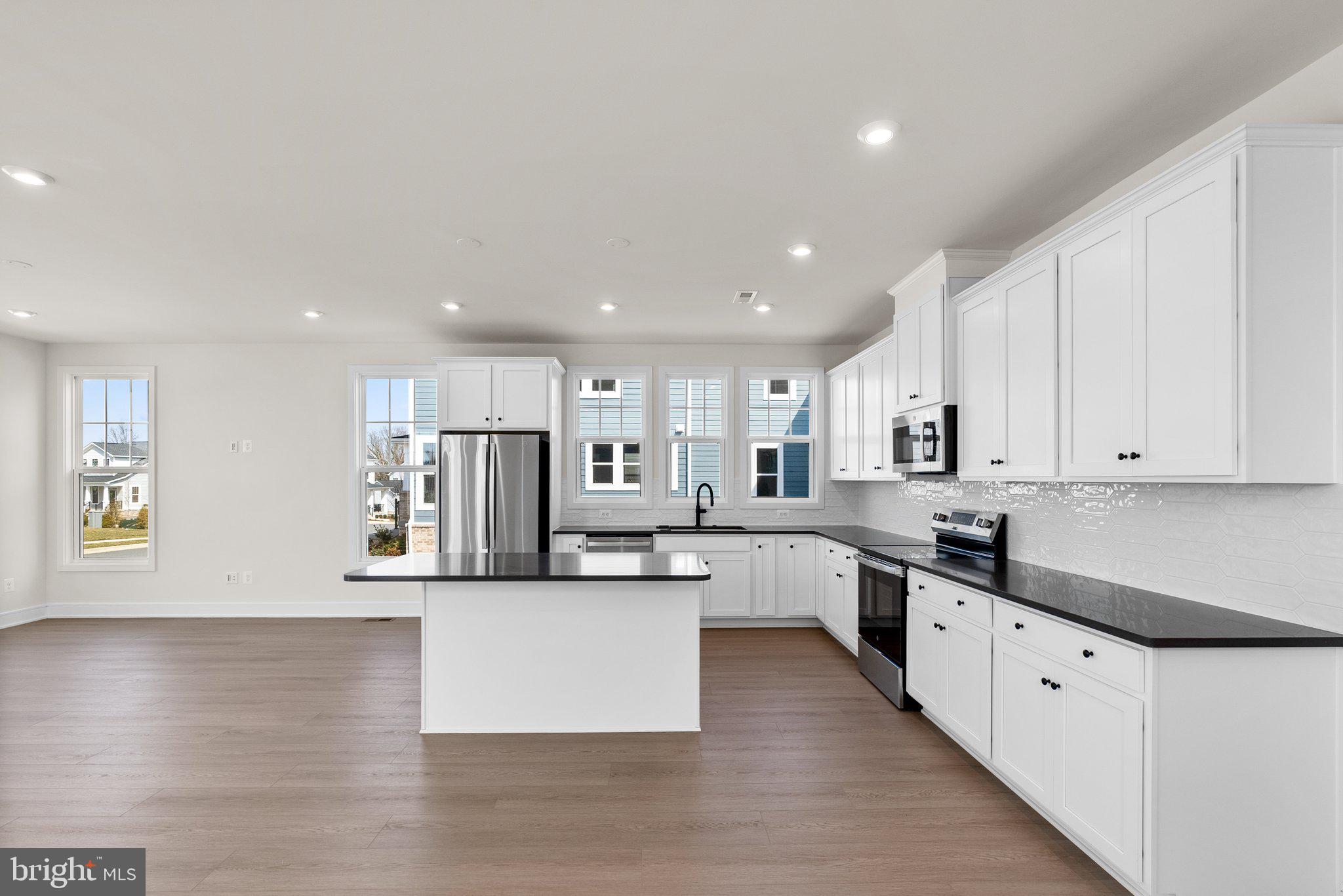 HERITAGE AT MARSHALL - Residential