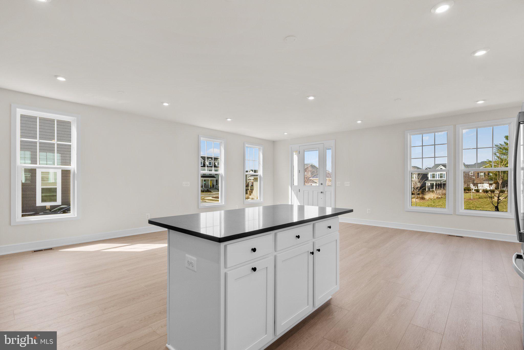 HERITAGE AT MARSHALL - Residential