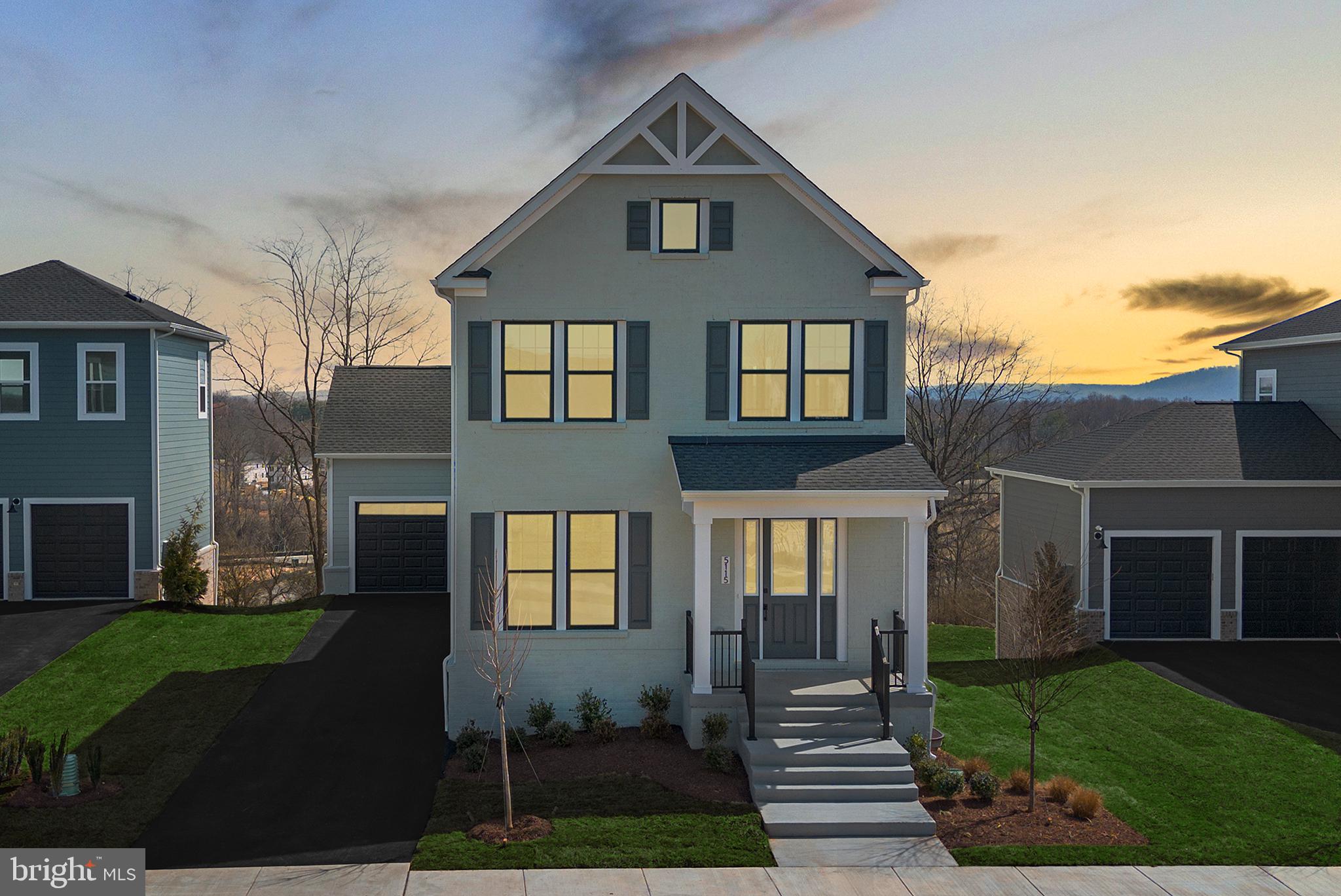 HERITAGE AT MARSHALL - Residential