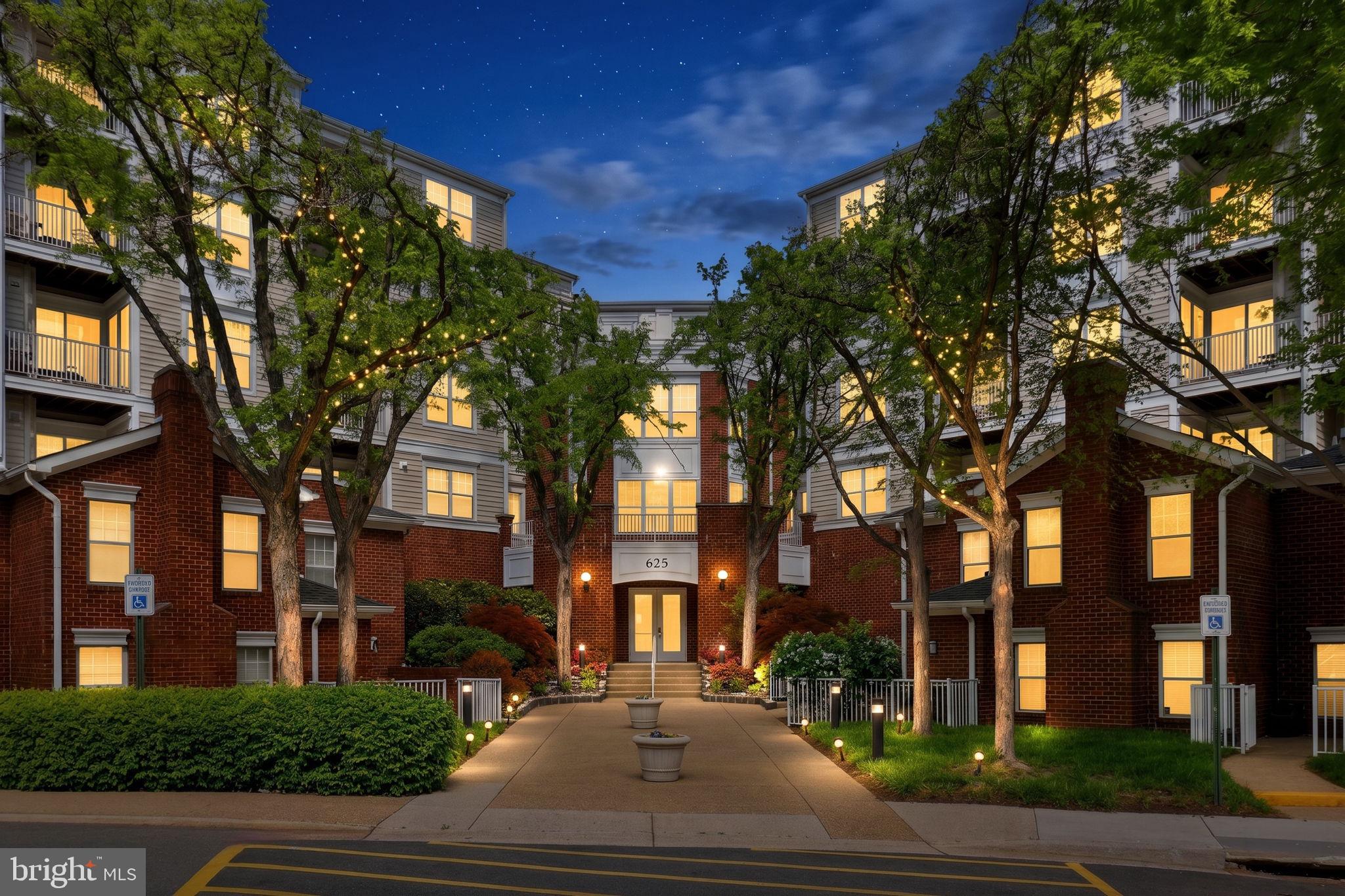 LILLIAN COURT AT TYSONS - Residential