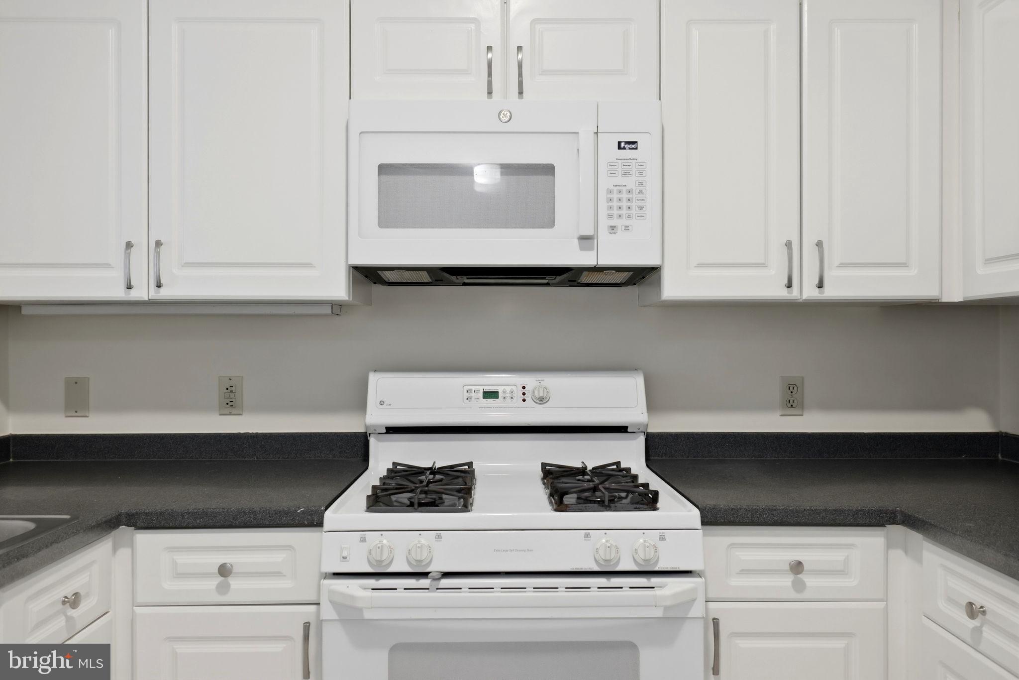 LILLIAN COURT AT TYSONS - Residential