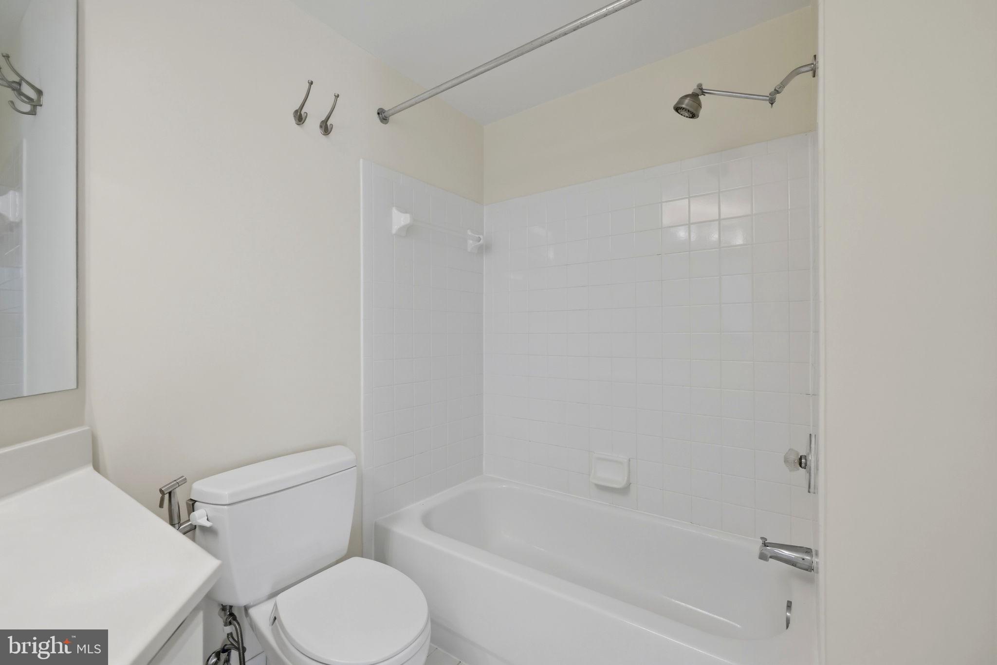 LILLIAN COURT AT TYSONS - Residential