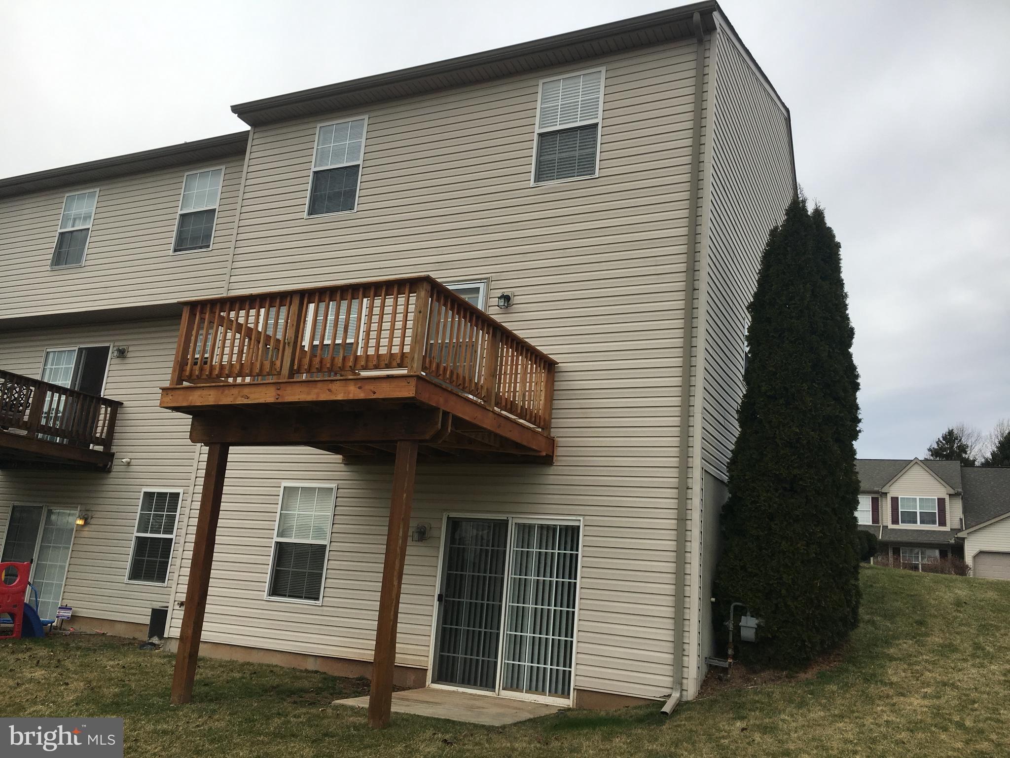 ORCHARD GLEN - Residential