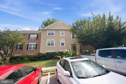 Photo of 12011 Golf Ridge Court #302, FAIRFAX, VA 22033 (MLS # VAFX2333856)
