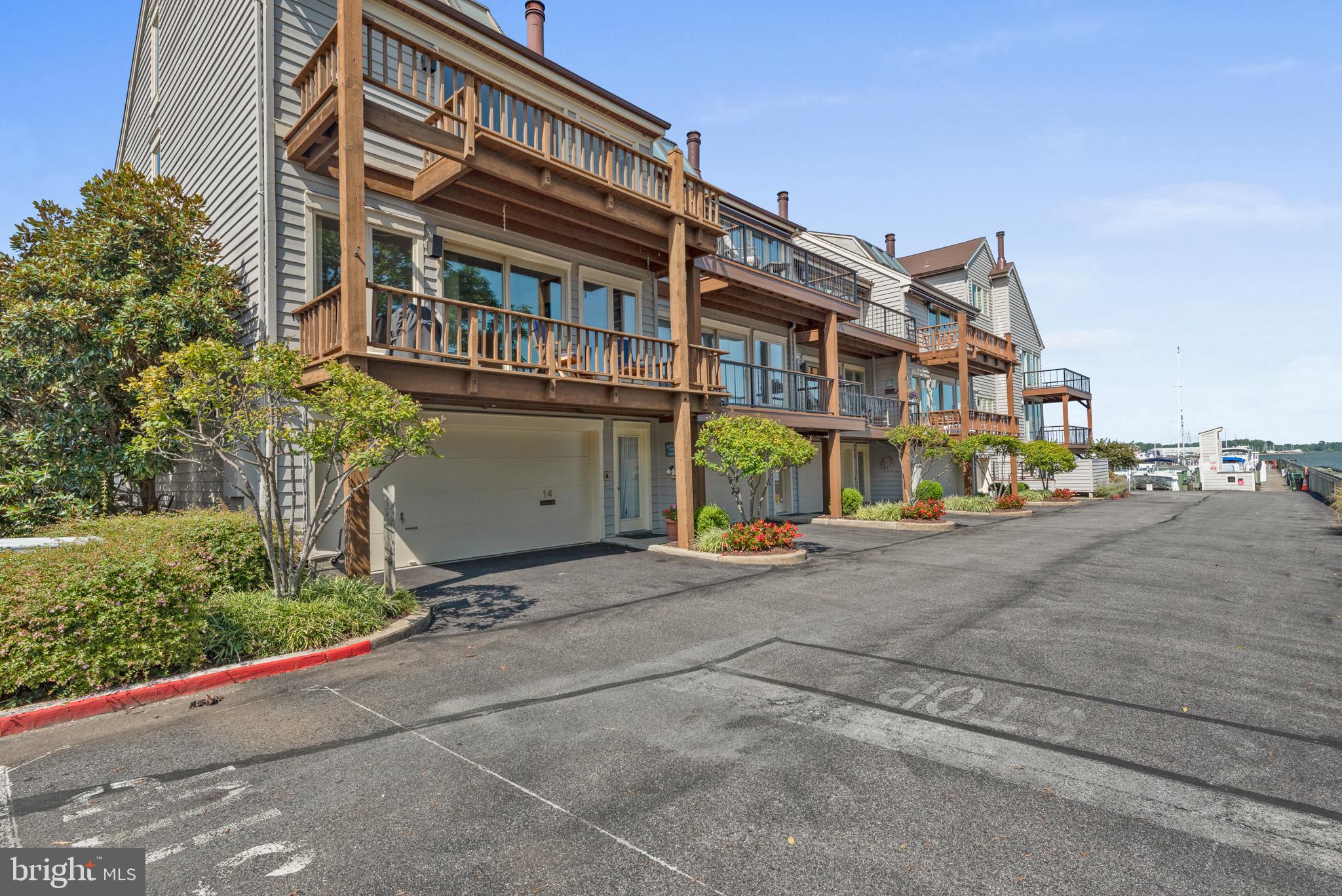 CHESAPEAKE LANDING - Residential