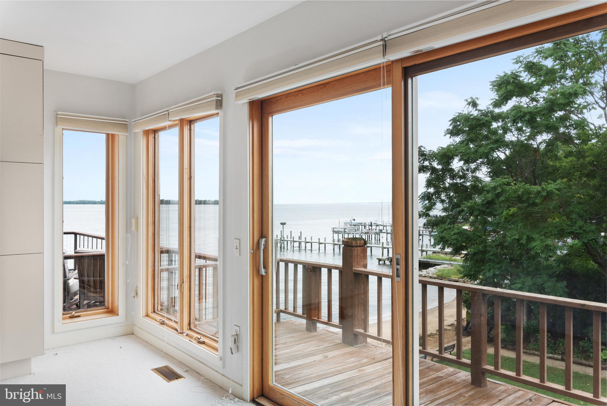 CHESAPEAKE LANDING - Residential