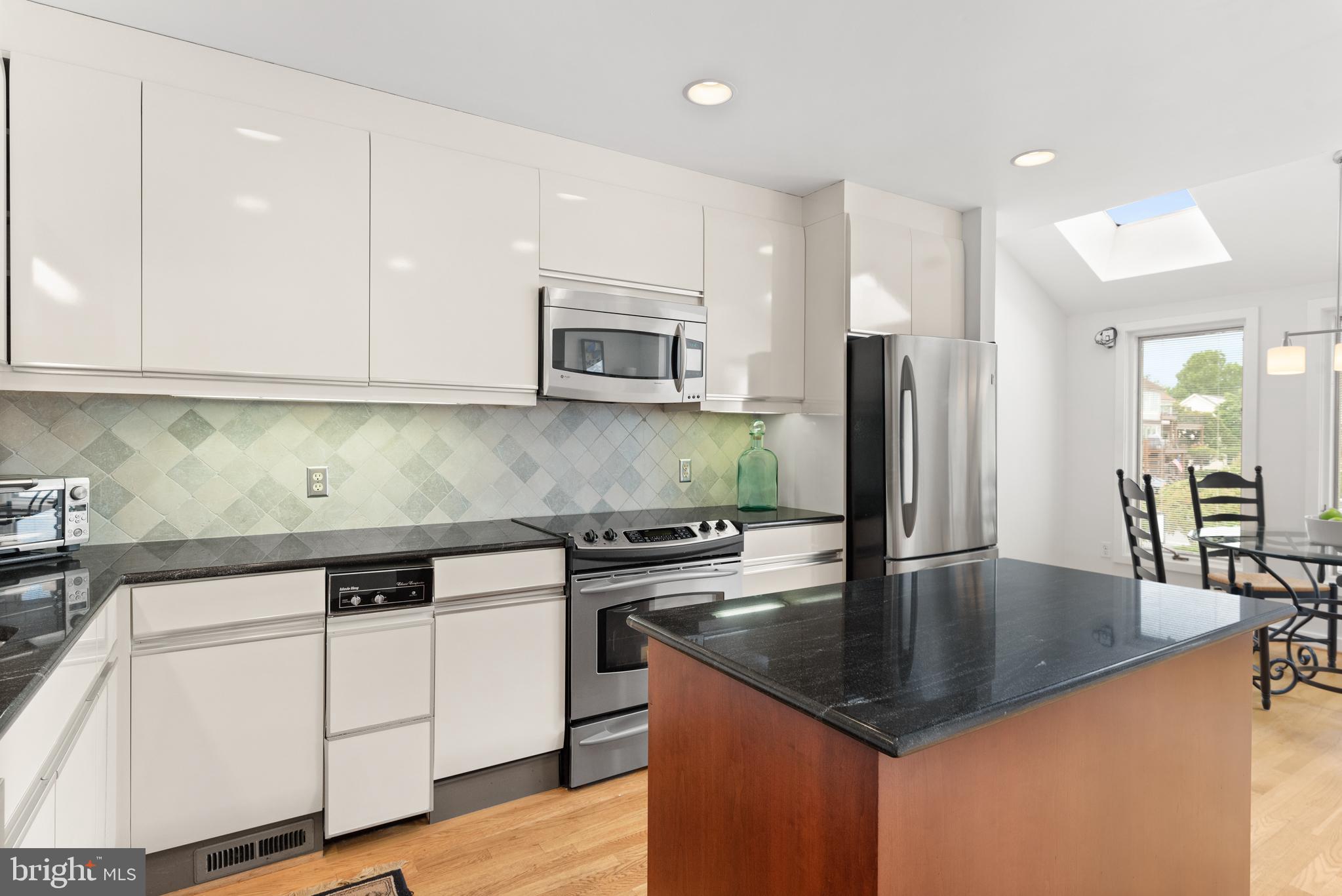 CHESAPEAKE LANDING - Residential