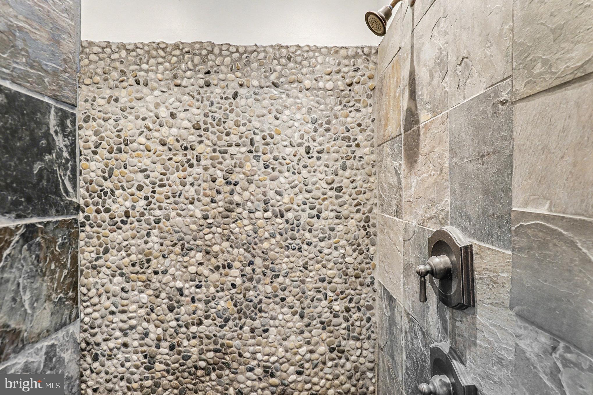 TAYLOR LAND - Residential