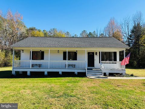 8016 LONG CREEK DRIVE RUTHER GLEN VA 22546