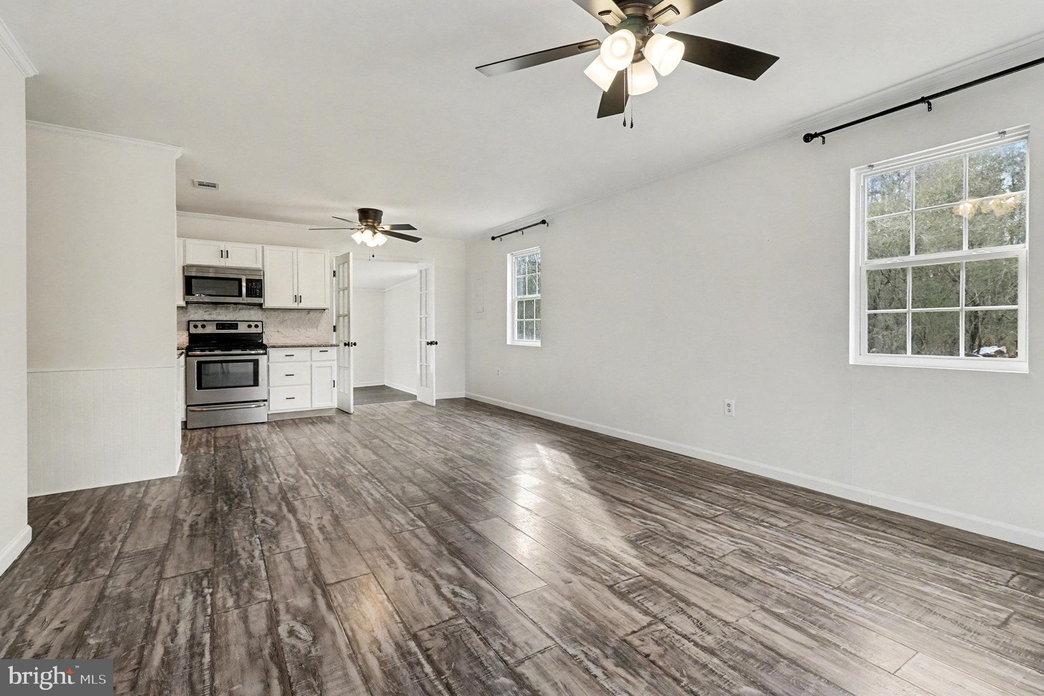 8016 LONG CREEK DRIVE