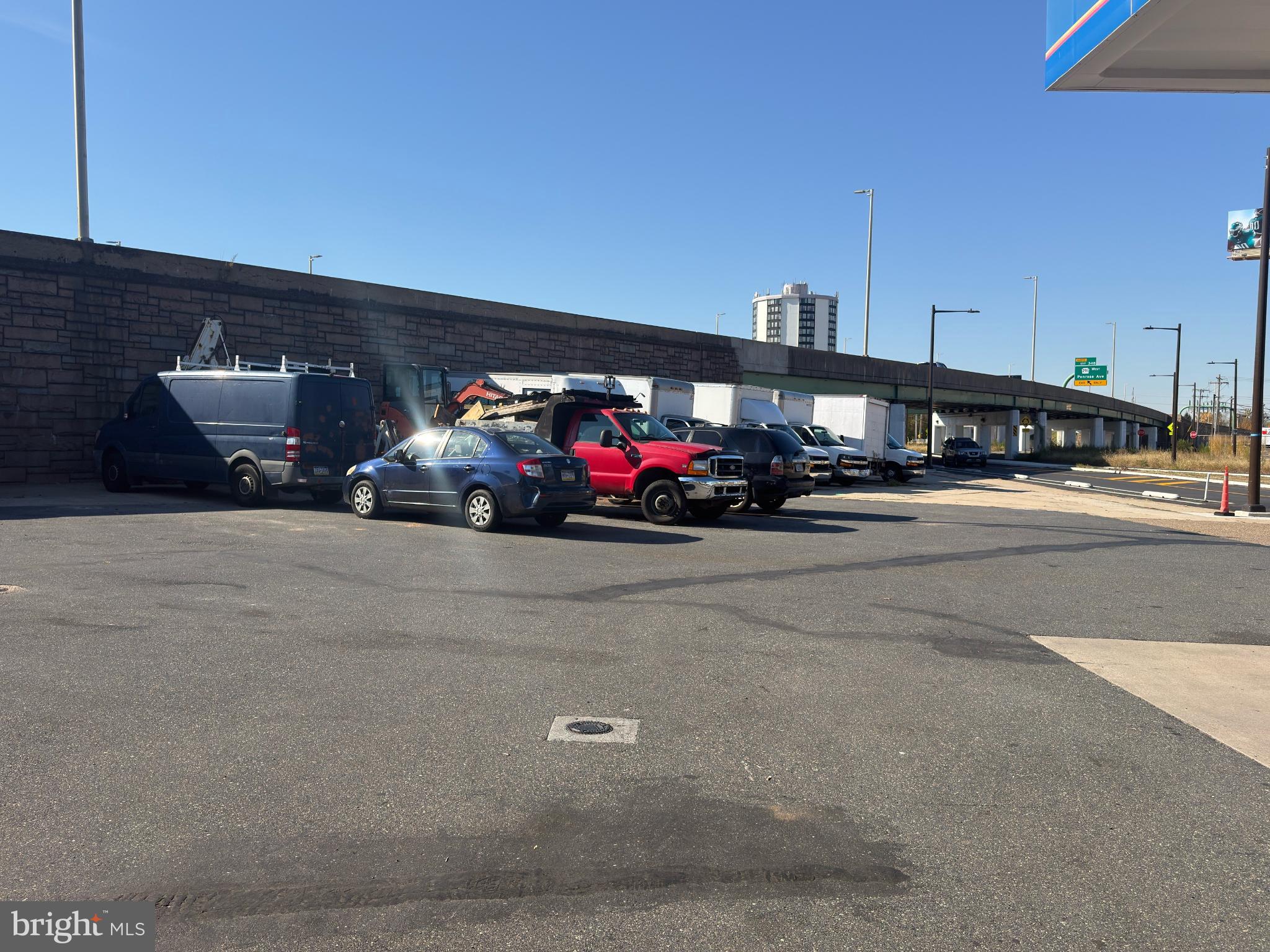 PACKER PARK - Commercial Sale