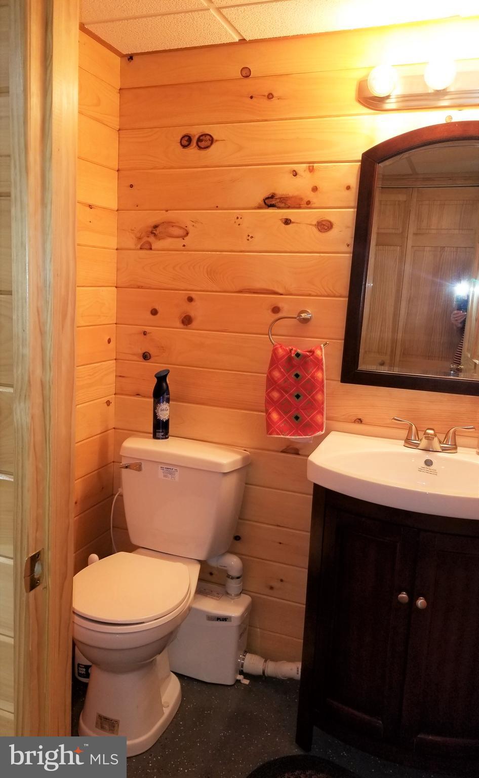 OAKRIDGE ESTATES - Residential