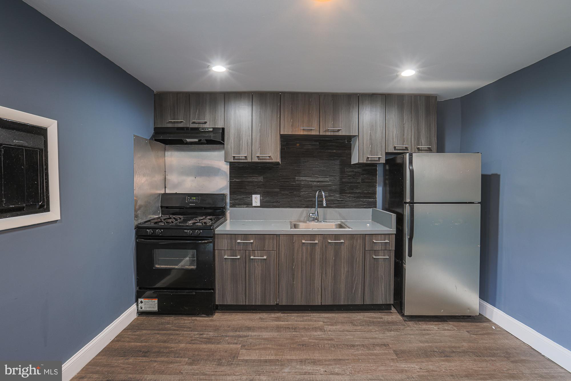 CHERRY HILL - Residential Lease