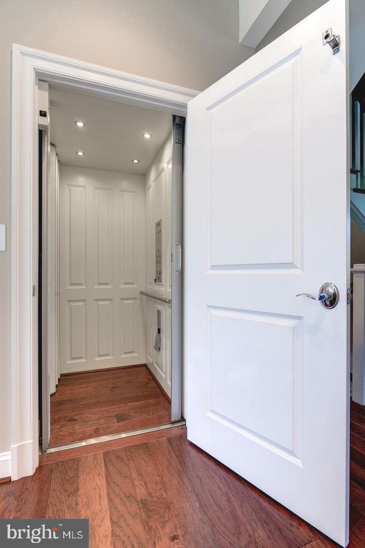 SYMPHONY PARK - Residential