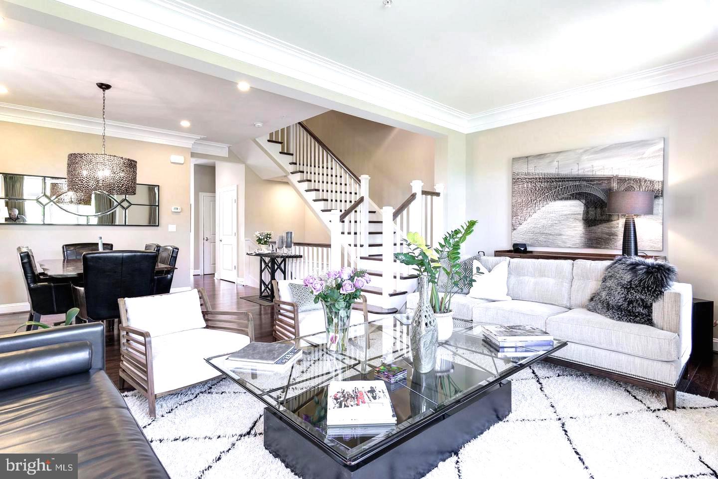 SYMPHONY PARK - Residential